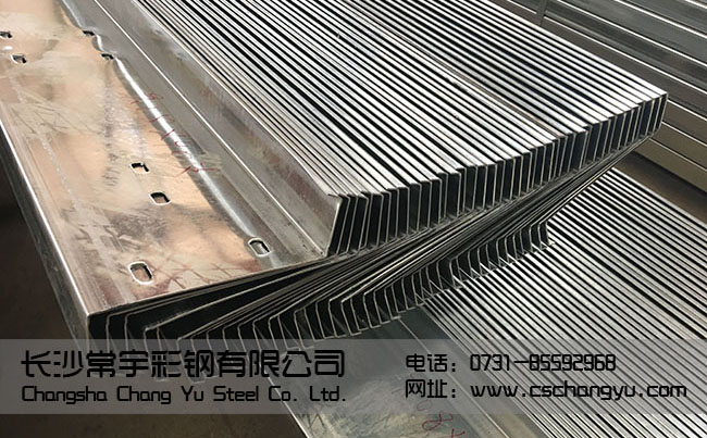 【c/z型鋼廠】屋面副檫條焊接安裝的施工方法