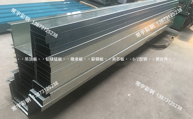 ���P����-��\���